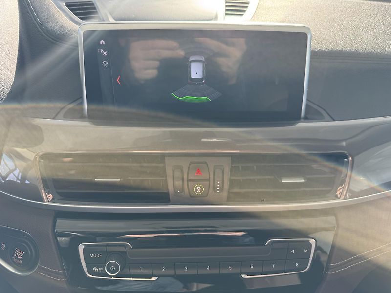 BMW X1 (2020) xDrive 18d X-LINE LED NAVI  - fotka 29 z 31