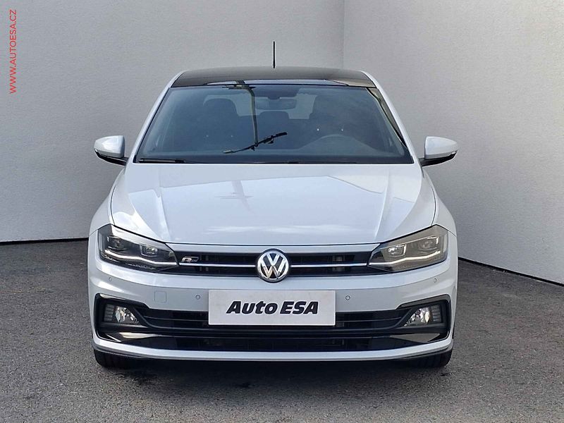Volkswagen Polo (2019) 1.5 TSi, R-Line, DSG, panor - fotka 2 z 11