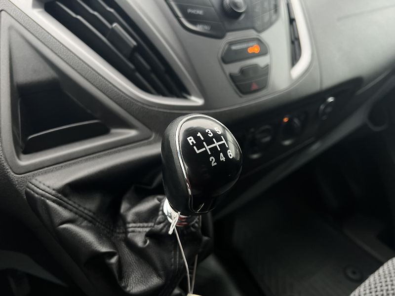 Ford Transit Custom (2014) AKČNÍ CENA DO PONDĚLÍ - fotka 17 z 31