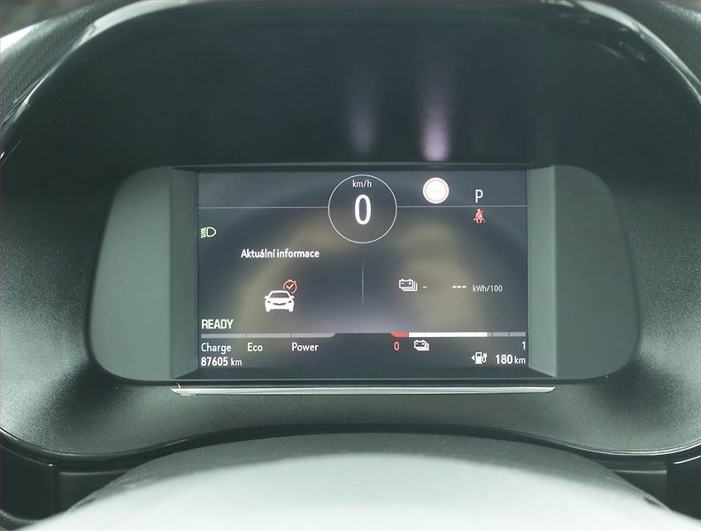 Opel Corsa (2021) 50 kWh, SoH 90%, Automat - fotka 11 z 18