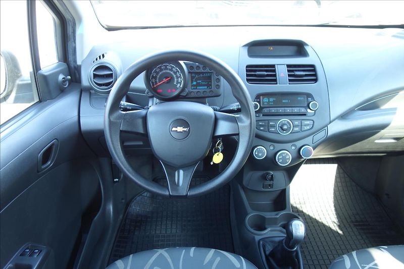 Chevrolet Spark 1,0 i, ČR, KLIMA, 29TIS.KM. - fotka 16 z 33