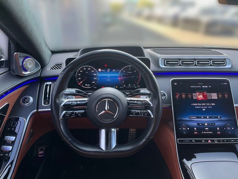 Mercedes-Benz Třídy S 400d 4MATIC L AMG Line Chauffe - fotka 11 z 18