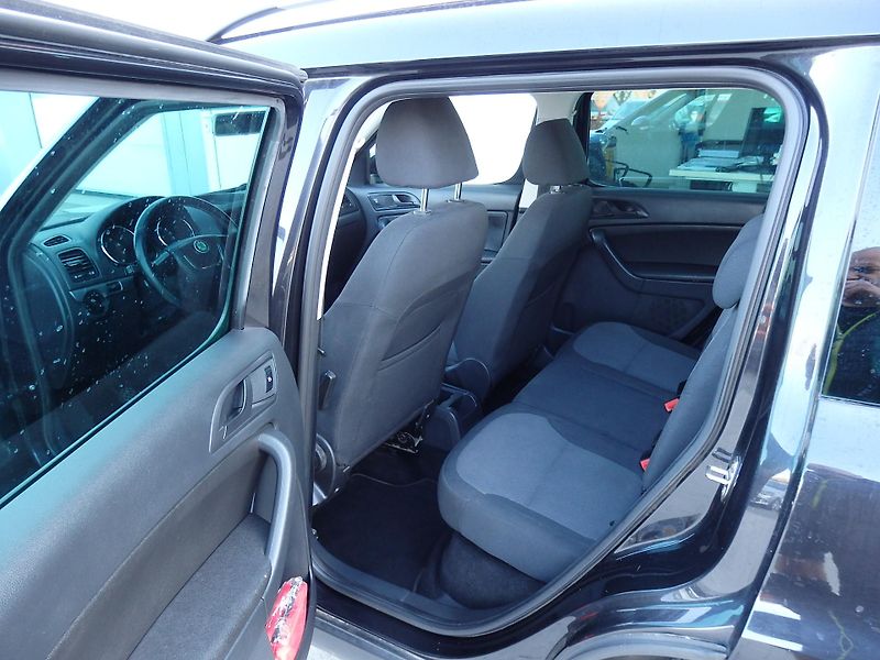 Škoda Yeti 1.2 TSI 77 kW KLIMA, ESP - fotka 7 z 16