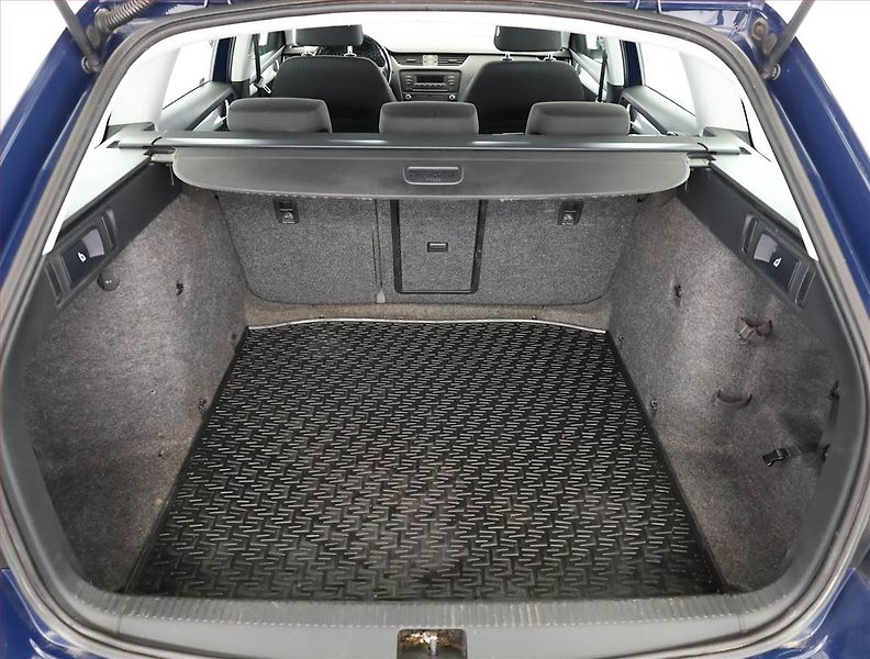 Škoda Octavia (2013) 1.6 TDI, Tažné, jezdí výborně - fotka 14 z 14