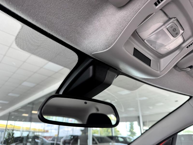 Citroën C3 1,2PT ICONIC*Tempomat*Vyhř.Sed - fotka 19 z 30