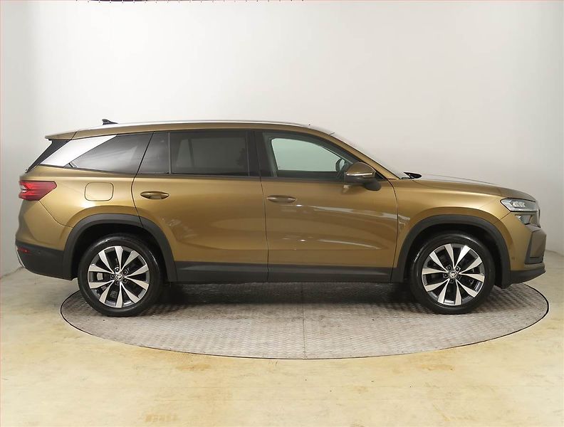 Škoda Kodiaq (2024) 2.0 TDI - fotka 6 z 28