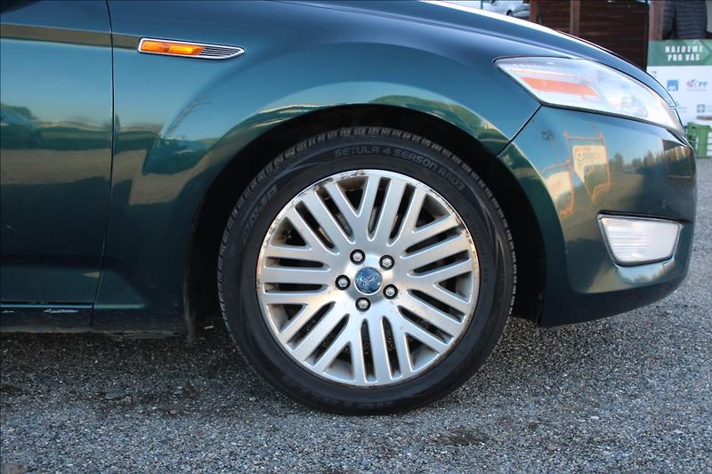 Ford Mondeo 2,0 TDCi  STK 9/27,DIG.KLIMA - fotka 23 z 26