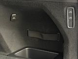 Volvo XC90 (2026) PLUS DARK T8, VZDUCH, VENTILAC - náhled 16