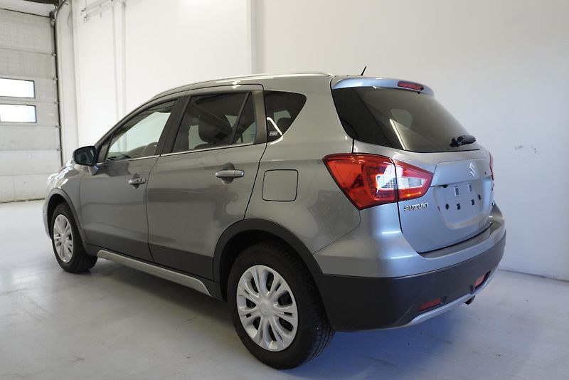 Suzuki SX4 S-Cross S-CROSS  1,4 BOOSTERJET MHEV - fotka 7 z 27