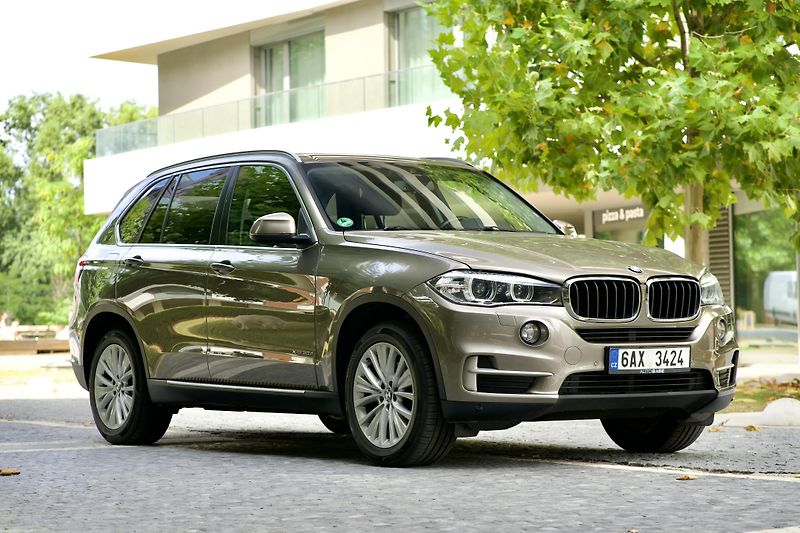 BMW X5 (2018) 1. Majitel, + ZIMNÍ SADA, DPH - fotka 3 z 25