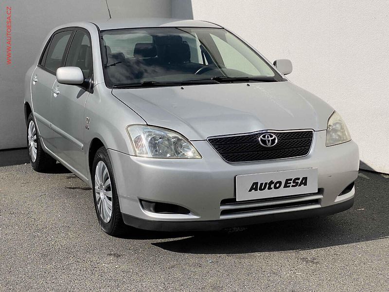 Toyota Corolla (2004) 2.0 D, AC - fotografie inzerátu