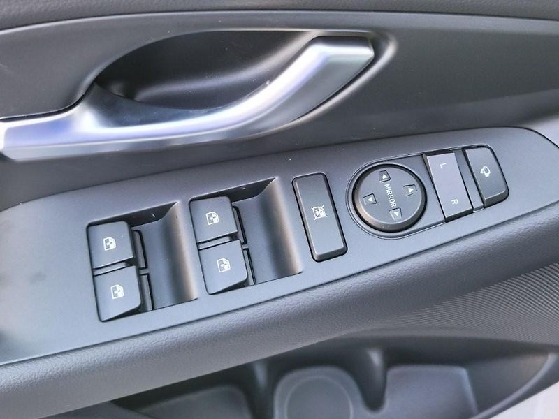 Hyundai i30 (2026) 1,0 T-GDI 85kW MT COMFORT  - fotka 16 z 27