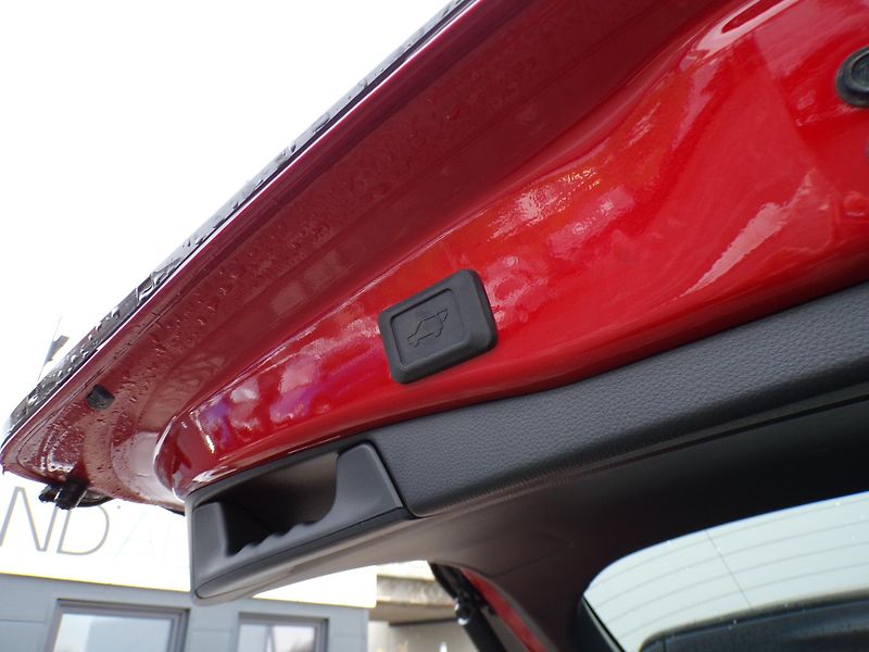 Toyota RAV4 2.5 HSD e-CVT AWD GR-Sport - fotka 22 z 22