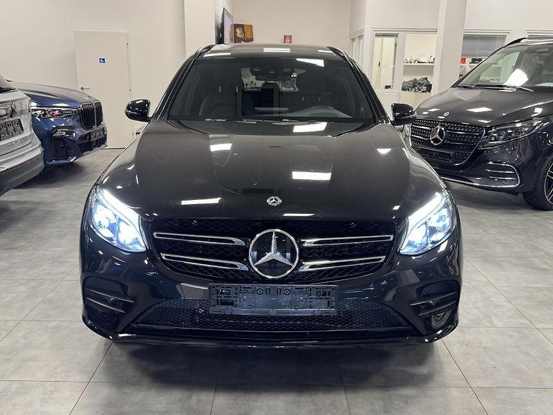 Mercedes-Benz GLC (2017) 350e 4M AMG - fotka 2 z 42