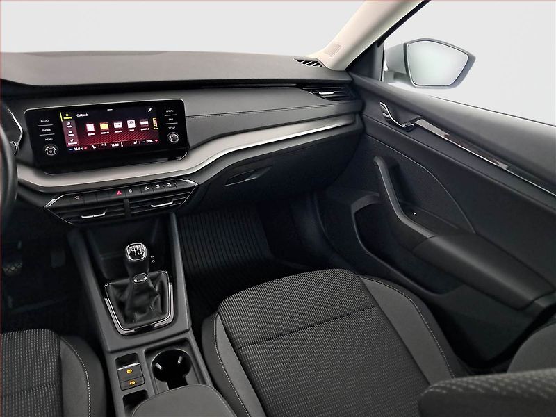 Škoda Octavia (2022) Ambition 2.0 TDI, ČR,1.maj - fotka 8 z 19