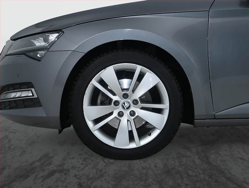 Škoda Superb (2022) Style 2.0 TDI - fotka 15 z 22