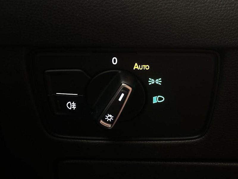 Volkswagen Arteon (2021) R-LINE 2.0 TDi SCR DSG 110 kW. - fotka 19 z 29