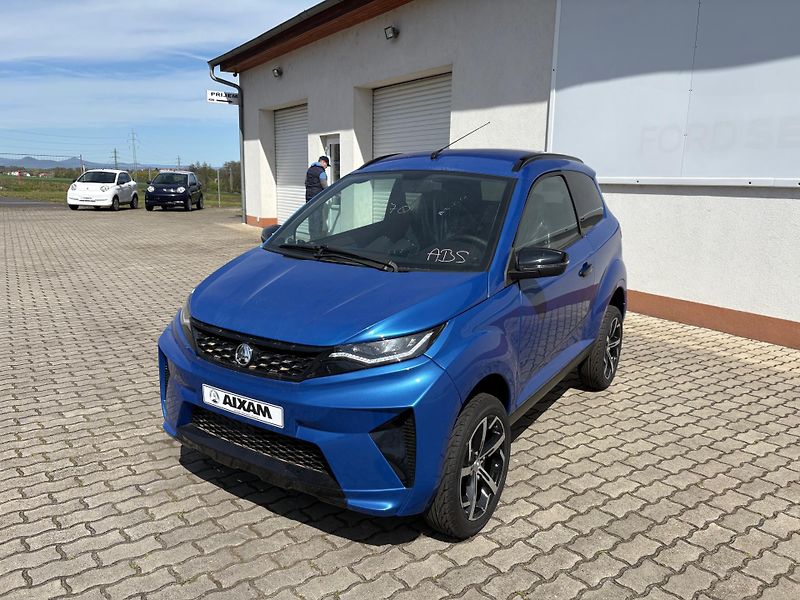 Aixam Crossover (2026) Ambition Prémium - fotka 1 z 17