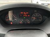 Peugeot Boxer (2019) L1H1 BlueHDi 140k MAN6 9 míst - náhled 17