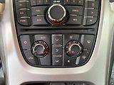 Opel Astra (2011) 1.6i 16V, ČR, AC, temp - náhled 13