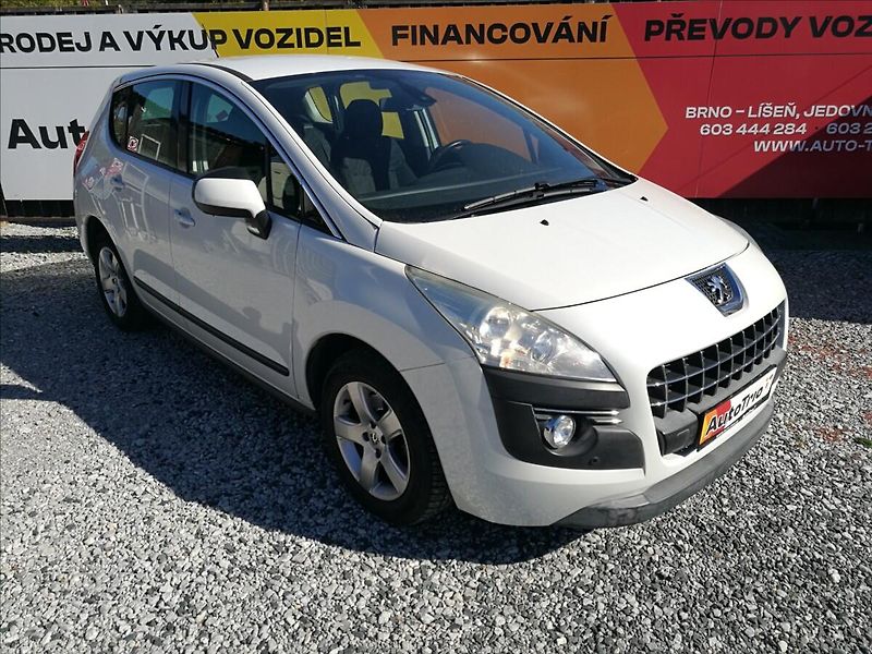 Peugeot 3008 1,6 i - fotka 2 z 19