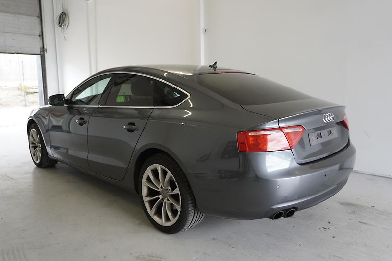 Audi A5 2,0 TDI S-LINE AUTOMAT - fotka 7 z 26