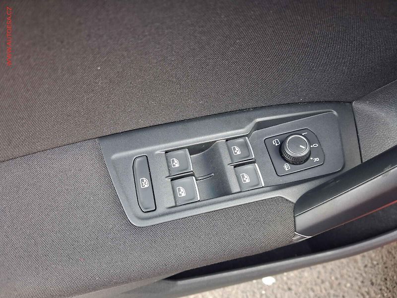 Volkswagen Tiguan (2017) 1.4 TSi, Comfortline, Webasto - fotka 12 z 17