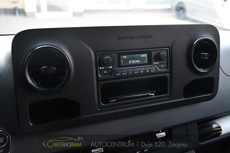 Mercedes-Benz eSprinter 312 1M 92,9%SoH Zadáno - fotka 21 z 35