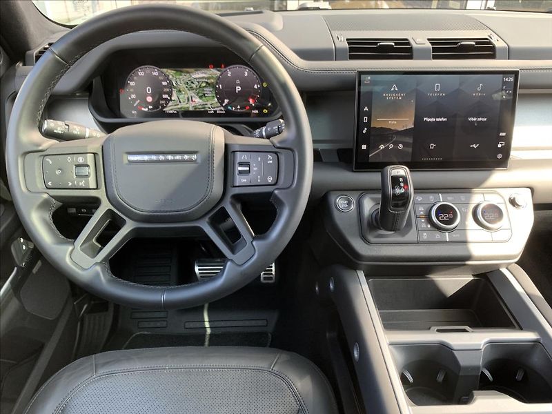 Land Rover Defender (2026) 130 D350 X AWD / 7 MÍST* - fotka 24 z 59