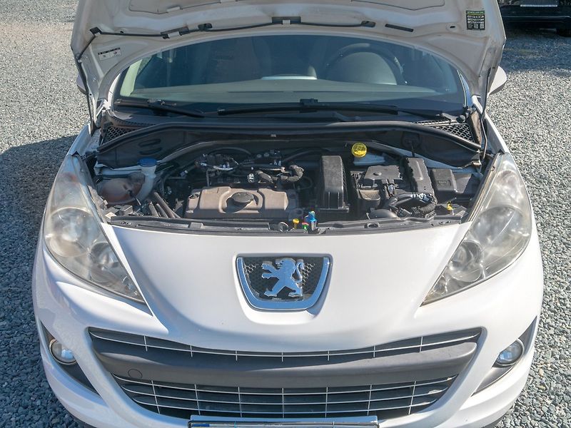 Peugeot 207 (2012) ČR 1.4i LPG – BOMBA DO 2033 - fotka 35 z 41