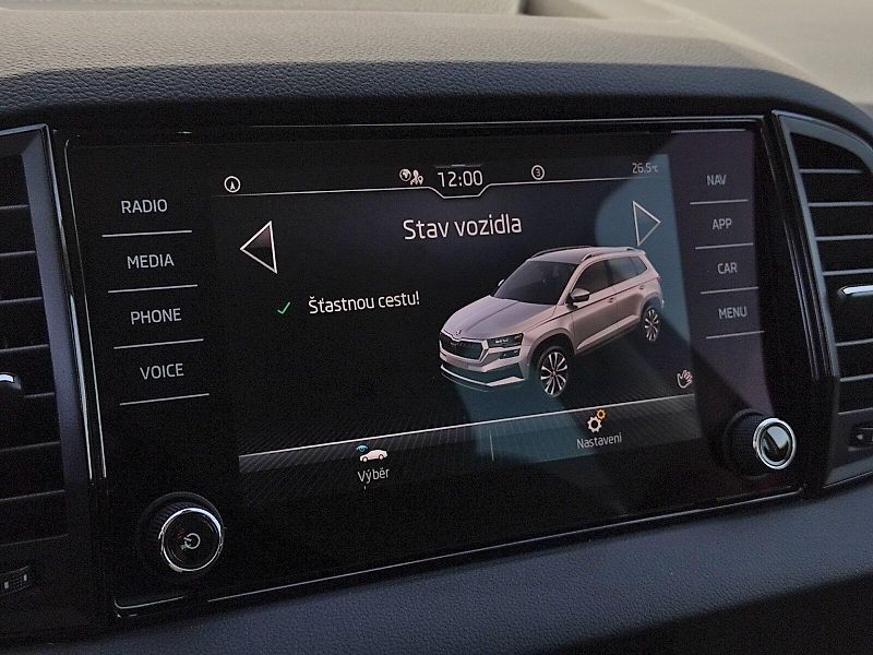 Škoda Karoq (2025) Selection 1,5 Tsi 110 Kw DSG - fotka 11 z 36