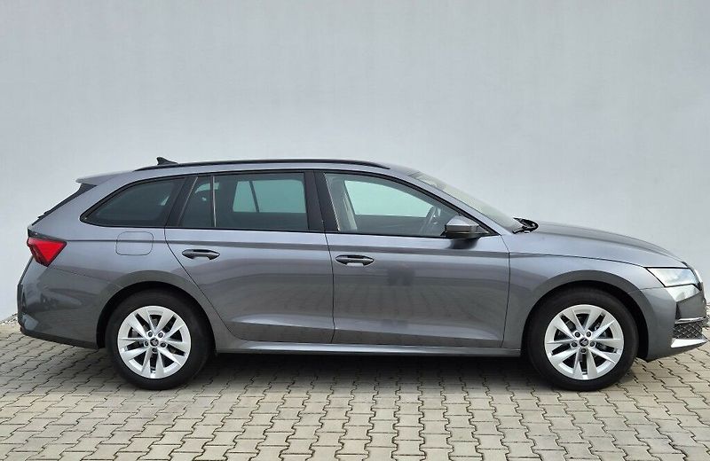 Škoda Octavia Selection 1.5 TSI 110 kW - fotka 9 z 32