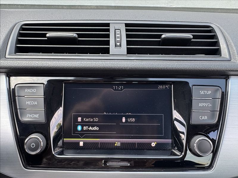 Škoda Fabia 1,0 TSI DPH 1.maj. původ ČR - fotka 37 z 50