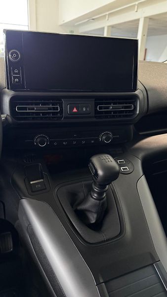 Opel Combo (2024) Edition Plus L1H1 1.5CDTI, MT6 - fotka 8 z 11