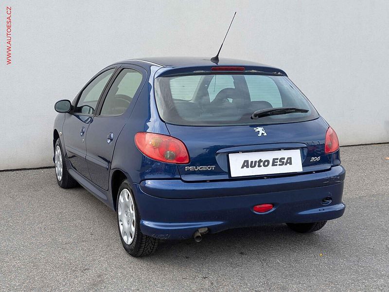 Peugeot 206 (2006) 1.4i, AC - fotka 6 z 19