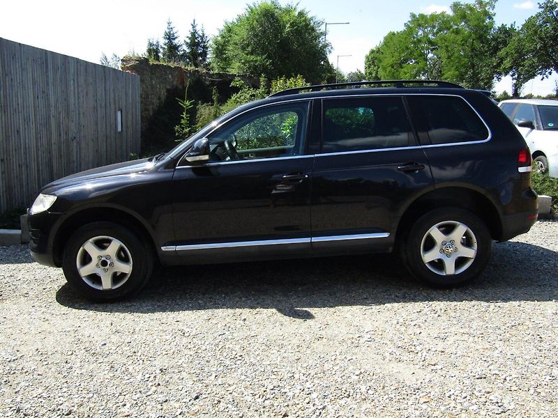 Volkswagen Touareg (2007) 2.5 TDI 128kW - fotka 3 z 33