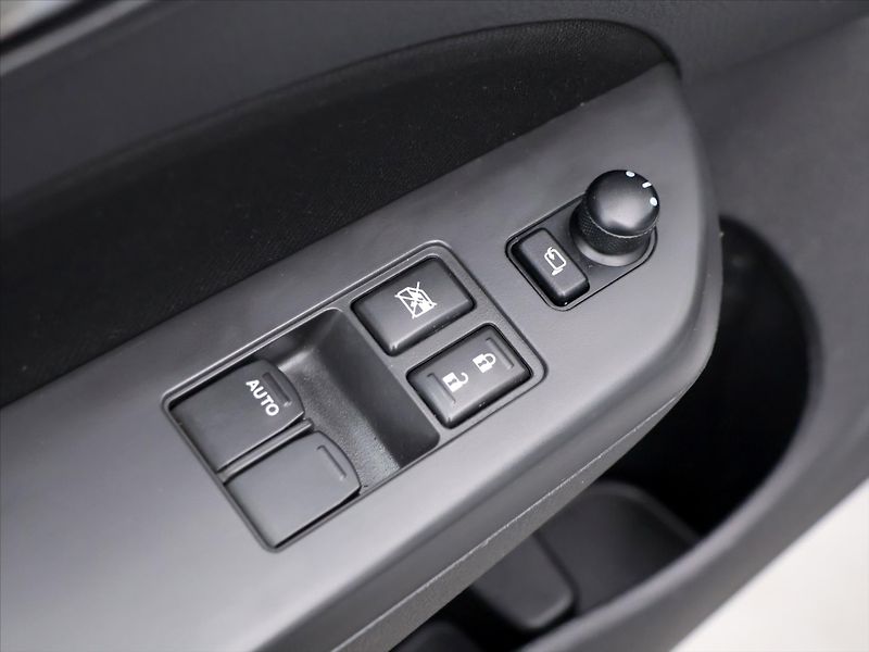 Suzuki Swift 1,6 VVT 100kW Sport CZ - fotka 13 z 30