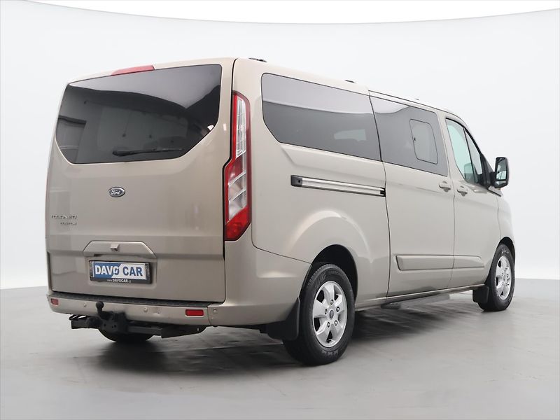 Ford Tourneo Custom 2,0 TDCI 125kW Titanium CZ DPH - fotka 7 z 32