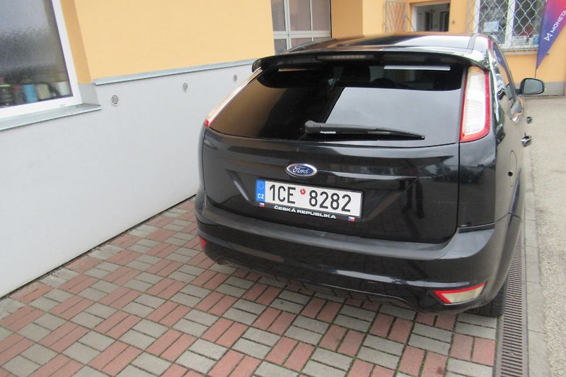 Ford Focus 1.6 TDCi KLIMA  - fotka 4 z 17