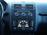 Volkswagen Touran (2013) 1.6 TDI, Tempomat - náhled 12