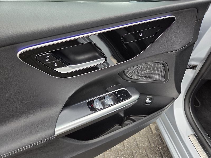 Mercedes-Benz Třídy C 200d Touring MATRIX ACC - fotka 13 z 50