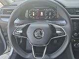 Škoda Superb Combi 2.0 TSI DSG Style+ 140 k - náhled 13