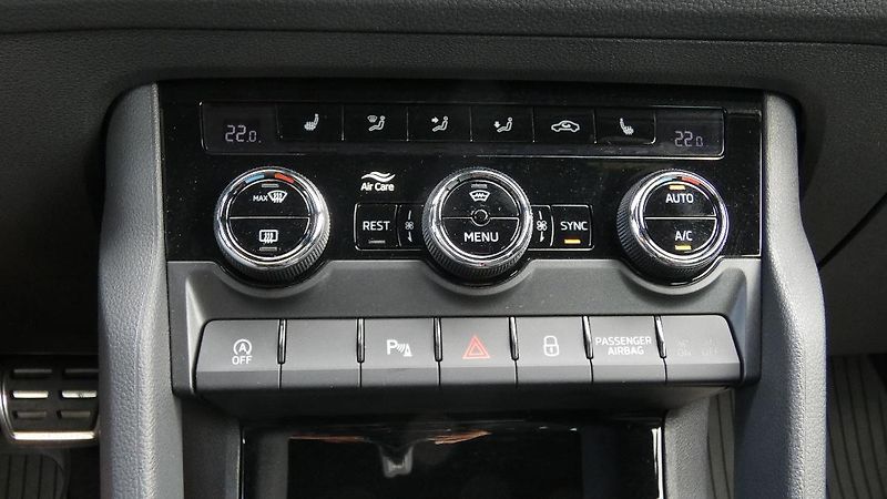 Škoda Kodiaq 2,0 TDI DSG 4x4 Sportline - fotka 17 z 26