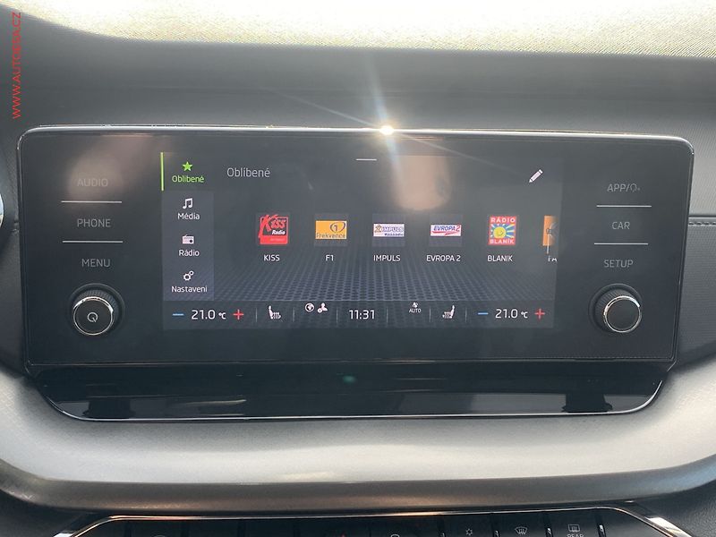 Škoda Octavia (2020) 2.0 TDi, LED, navi - fotka 17 z 21