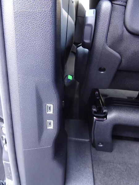 Peugeot Traveller (2025) Active L2 2.0 BHDi 180k EAT8 - fotka 35 z 38