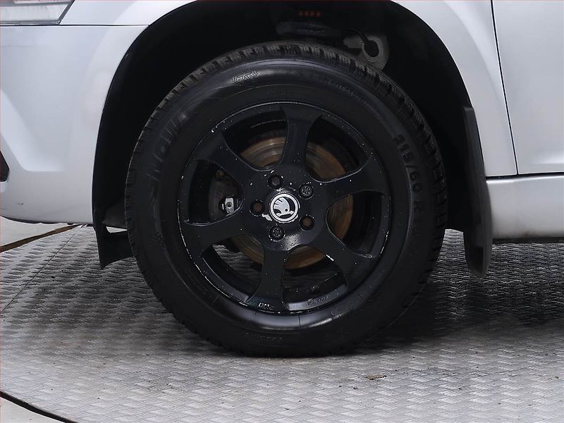 Škoda Yeti (2015) Ambition 2.0 TDI, 4X4 - fotka 15 z 16