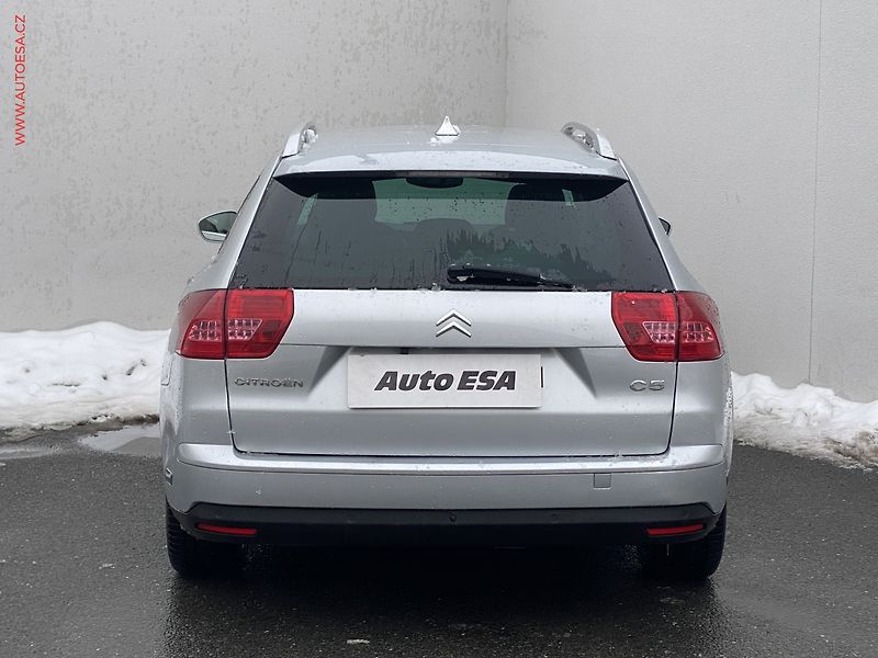 Citroën C5 (2009) 2.2 HDI, AC, navi, park. - fotka 5 z 16