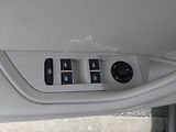 Škoda Superb 2,0 TDI /110 kW/ - náhled 11