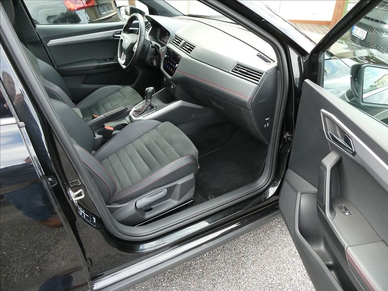 Seat Arona 1,0 TSi 81kW DSG FR,navig.,led - fotka 19 z 48