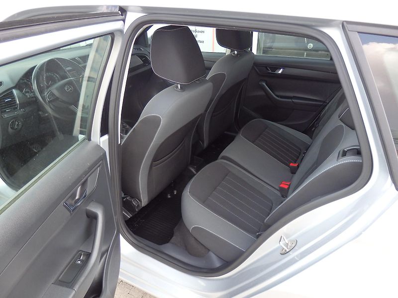 Škoda Fabia COMBI 1,0 DIGI KLIMA,SERVIS KN - fotka 7 z 16